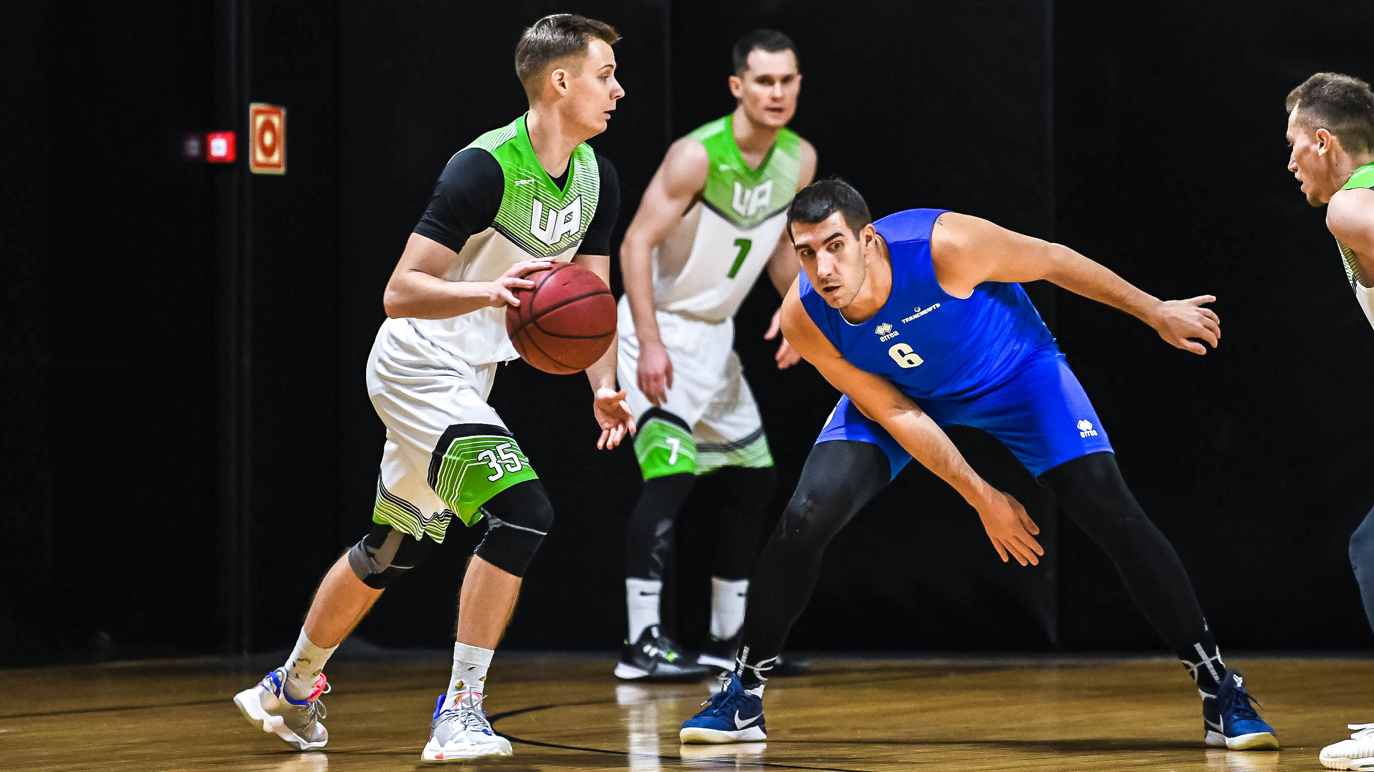 7-й тур. Новороссийск, Санкт-Петербург, Смоленск