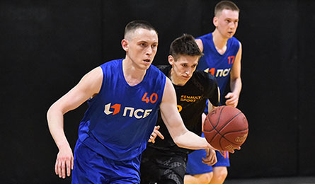 9-й тур. Греция, Сербия и Франция