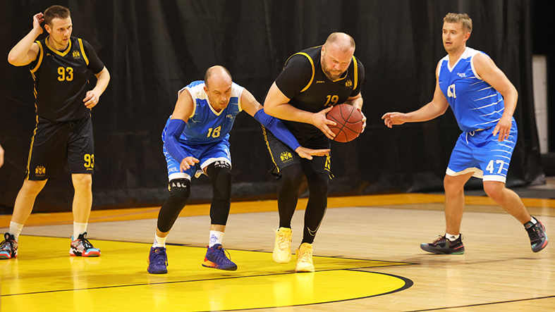 8-й тур. Дивизионы "Изумруд", "Малахит", "Сапфир"