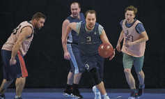 Дорогу фаворитам!