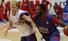 ЦСКА громит "Пао"