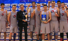 "Банк "Петрокоммерц": реванш удался