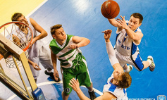 На том же месте, в тот же час